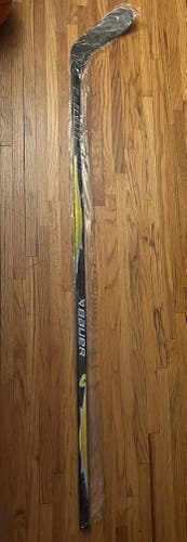 New Bauer Flylite Right Handed P28 87 Flex Pro Stock Yellow