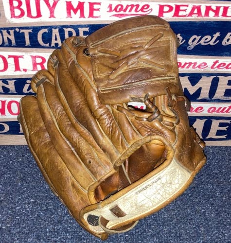 Vintage baseball glove - 1950’s baseball glove