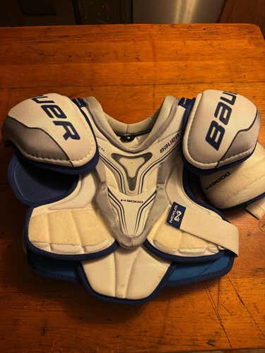 *MINT* Bauer Shoulder Pads Nexus 9000 (SR S)