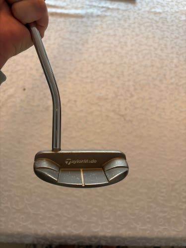 Unisex TaylorMade EST 79 Series TM-770 Mallet Right Handed Putter 35" (Used)