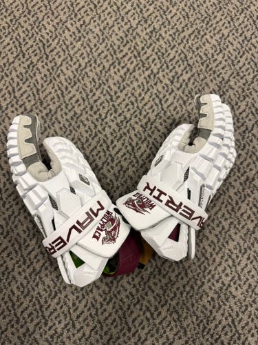 Maverik Max Lacrosse Gloves (New) Custom