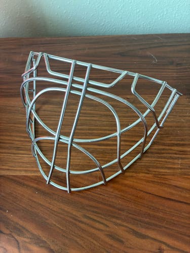 Vaughn goalie helmet