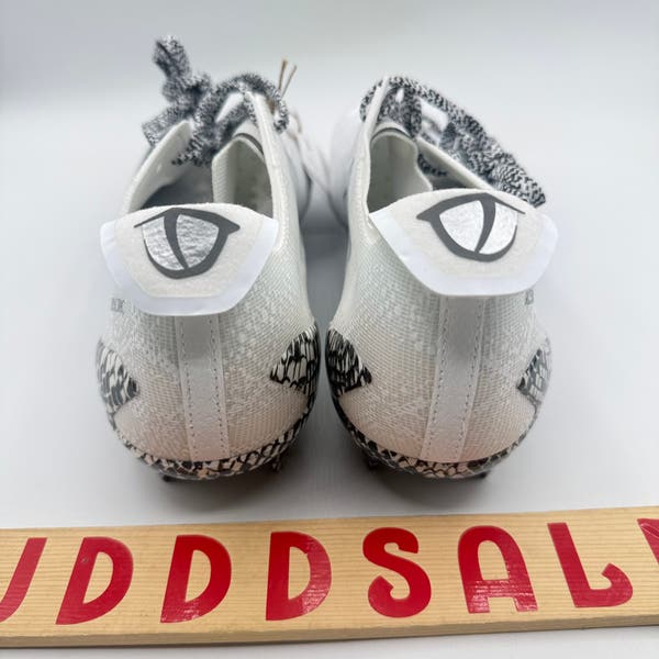 Adidas Adizero Electric Football Cleats White Black IE8867  display picture 1