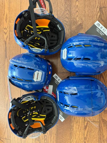 Medium CCM Tacks 720 Helmet (New & Free Shipping)