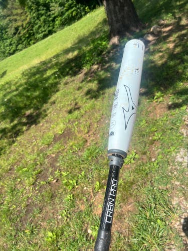 2025 Mizuno CRBN Pro Composite Bat (-11) 19 oz 30" (Used)