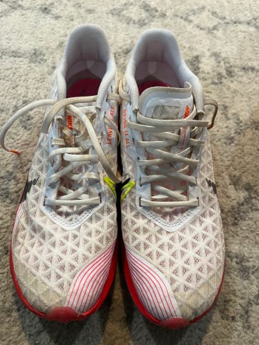 White Women's Adult Size M 5.0 (W 6.0) Nike