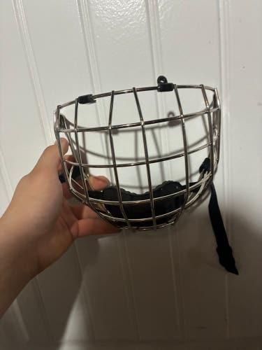 CHROME Small CCM FM580 Full Cage (Used)