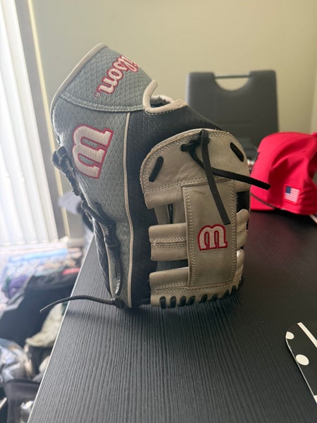 2021 Wilson A2000 RH Infield Baseball Glove 11.5" (Used)
