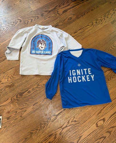 Medium/large hockey jerseys