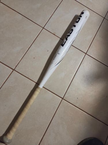 2023 Easton Ghost Unlimited Composite Bat (-10) 22 oz 32" (Used)