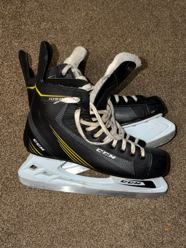 CCM 1052 Ice Hockey Skates Size Men’s 13 Adult Size Used Pre Owned As Is Gear Equipment