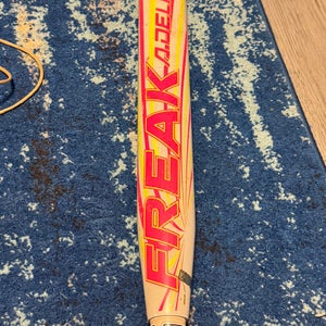 Miken Freakadelic USSSA 220 Stamp Slowpitch Softball Bat 25.5oz Freak