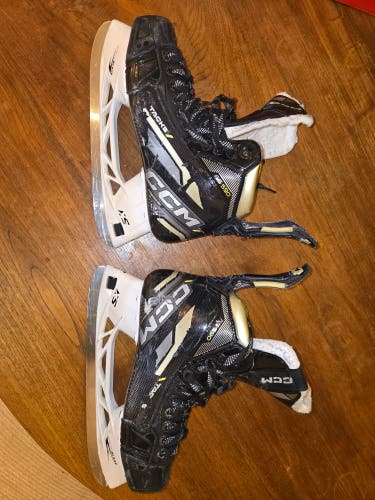 2022 CCM Tacks AS-590 Hockey Skates Regular Width 9 (Used)