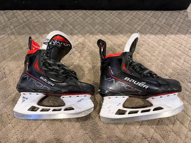 Used Bauer Vapor 3X Pro Hockey Skates – Size 6.5 Fit 2
