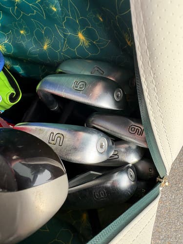 Men's 2022 Ping i525 Right Handed Iron Set Stiff Flex (Used)