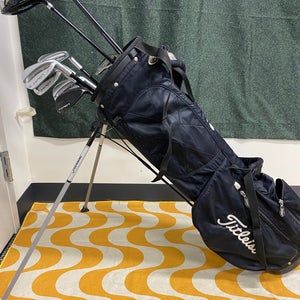 Women's Acuity Clubs (Full Set) Right Handed (Used)