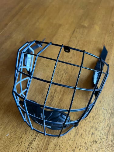 Medium Bauer Concept 2 Full Shield (New)