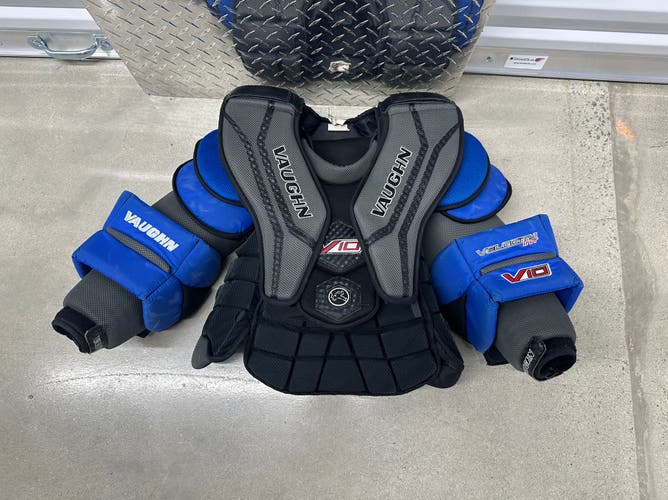 XL Vaughn V10 Goalie Chest Protector (Used)