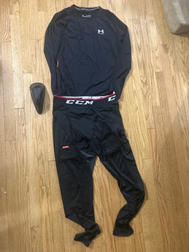 Men's CCM Compression Pants Size XXL / XXL Under Armor Shirt Long Sleeve Plus New Cup