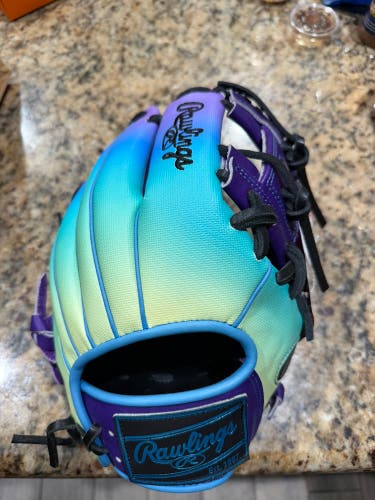 2025 Rawlings Heart of the Hide RH Infield Baseball Glove 11.5" (New)