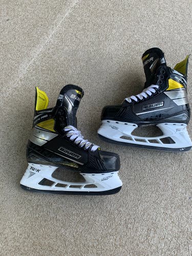 Bauer Ignite Pro Hockey Skates Regular Width 7 (Used)