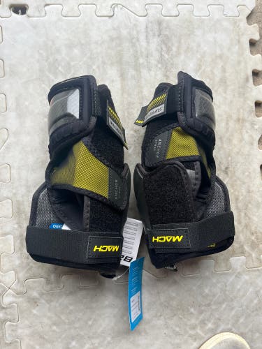 Senior Medium Bauer Supreme Mach Elbow Pads (New)