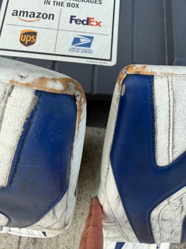 33" Brian's Gnetik X Goalie Leg Pads (Used)