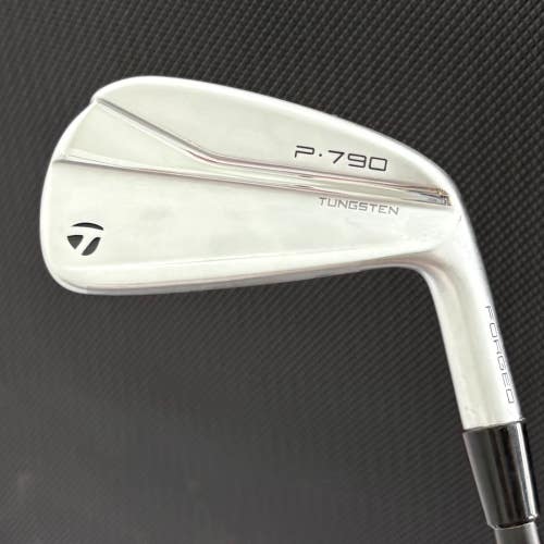 TAYLORMADE P790 2021 4 IRON