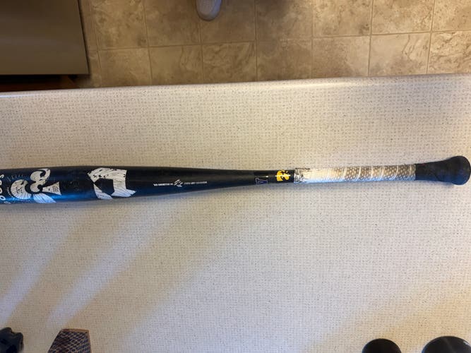 2022 DeMarini The Goods One Piece Alloy BBCOR Certified Bat (-3) 30 oz 33" (Used)