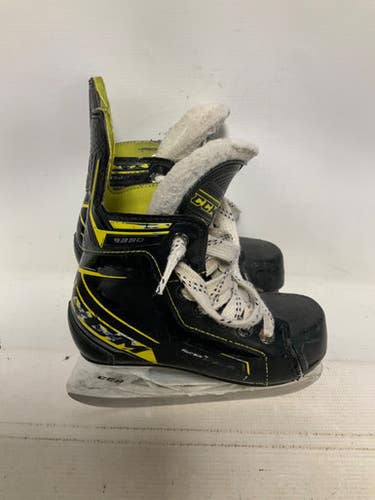 Used Ccm Supertacks 9380 Youth Hockey Skate Youth 12.0 11823-s000040027