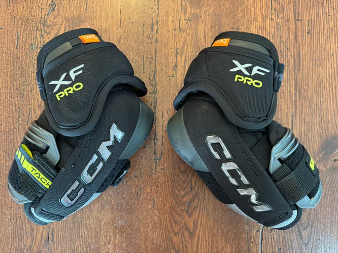 Junior Large CCM Tacks XF Pro Elbow Pads (Used)