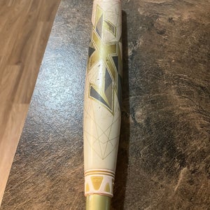 2019 Louisville Slugger LXT Composite Bat (-10) 22 oz 32" (Used)