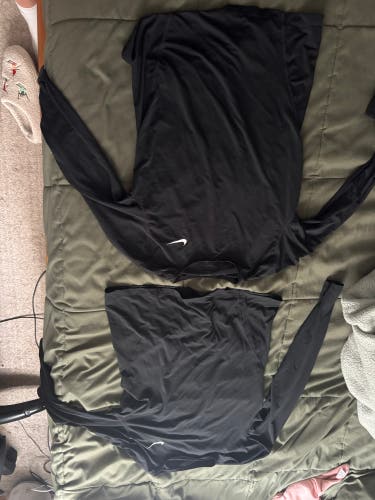 2 Black Medium Women's Nike Compression (Lightly Used)