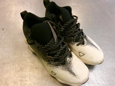 Used Under Armour Locked Down Bb Sb Cleats Black Junior 03.5 11339-s000202526