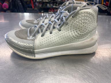 Used Under Armour Senior 9 Basketball Shoes 11339-s000168569