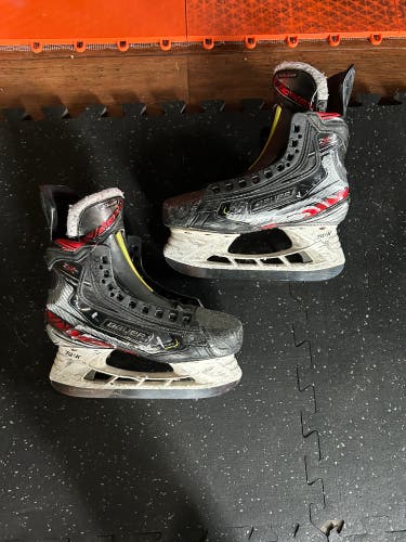 Bauer Vapor 2X Hockey Skates (Size 3)