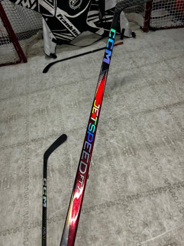Junior CCM JetSpeed FT7 Right Handed Hockey Stick P29 50 Flex (Used)