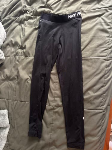 Black Small Women's Nike Compression Leggings (Used)