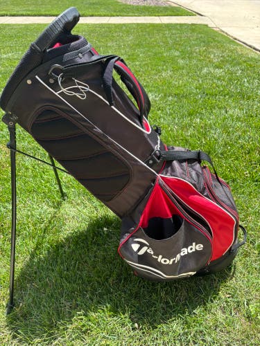 Unisex TaylorMade FlexTech Bag (Used)