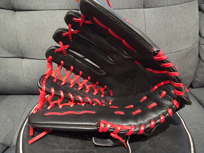 Nike RH Sha/do Edge Baseball Glove 12.5" (Used)