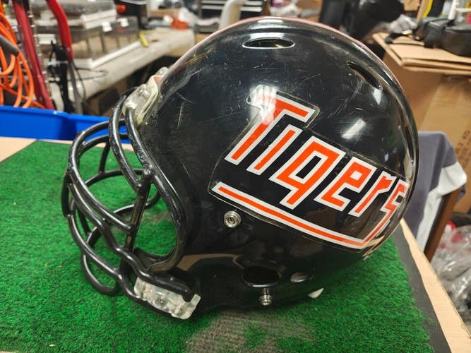 Riddell Adult Size Small Black Football Helmet 2011 Recertified 2013