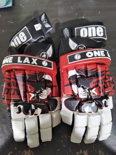Custom Box Lacrosse Gloves (New) One-Of-A-Kind Pair