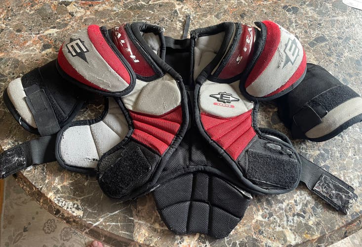 Large Junior Easton Stealth S7 Shoulder Pads (Used)