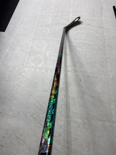 Bauer twitch p92 70flex right handed senior stick (New)