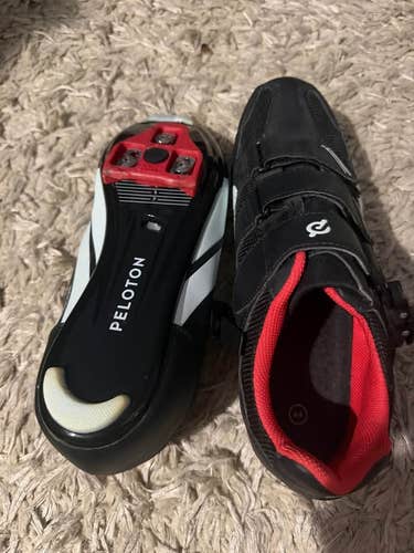 Black Unisex Adult Size M 10.5 (W 11.5) Cycling Shoes (Used)