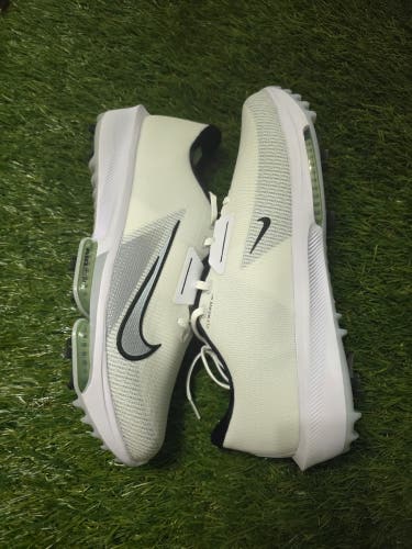 Nike Air Zoom Infinity Tour 2. Size 13