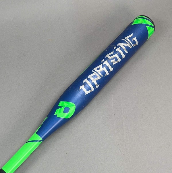 Demarini Uprising 30/18 (-12) Softball Bat
