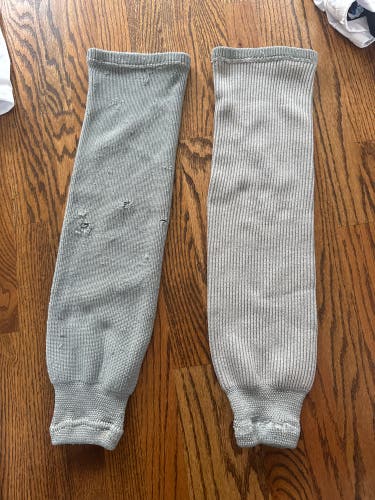 Gray Youth Knit Socks (Used)