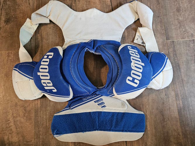Medium Senior Techniflex SP500 Shoulder Pads