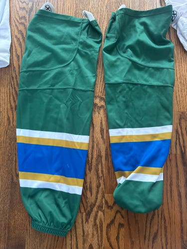 Green Senior Large Premium Socks (Used)